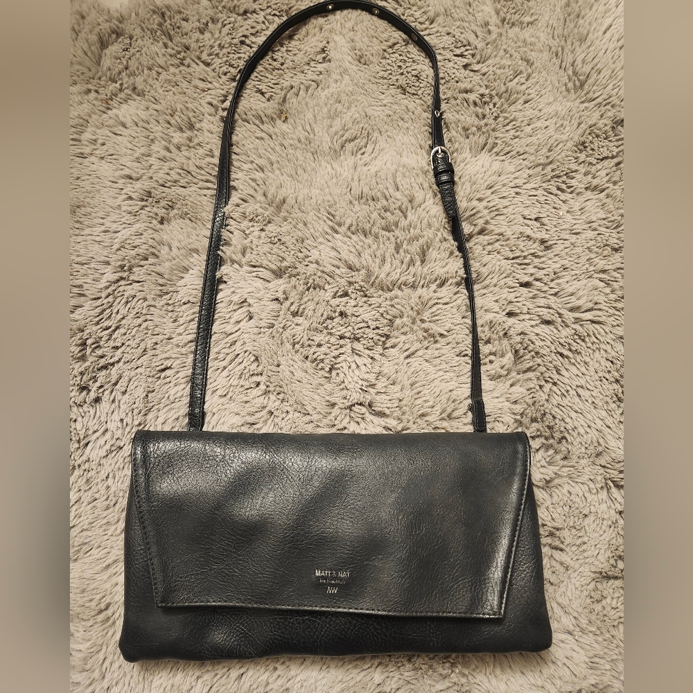 Matt & Nat Elegant Black Crossbody Bag